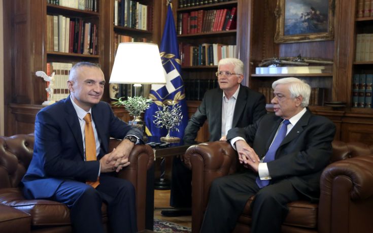 Π. Παυλόπουλος: «Πρέπει να γίνονται πάντοτε σεβαστά τα ανθρώπινα δικαιώματα της ομογένειας στην Αλβανία»